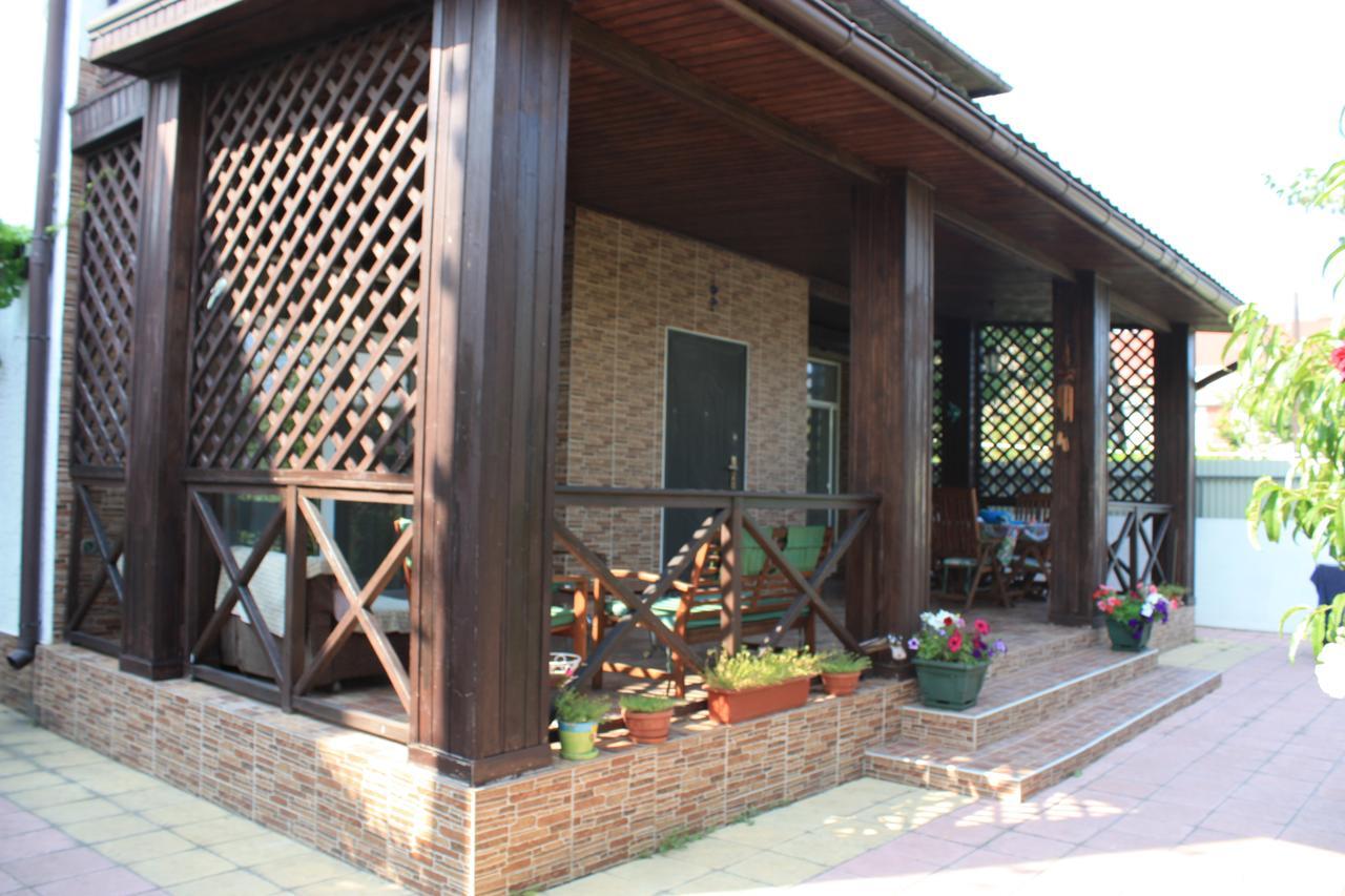 Akvitaniya Mini-Hotel ซาโตกา ภายนอก รูปภาพ