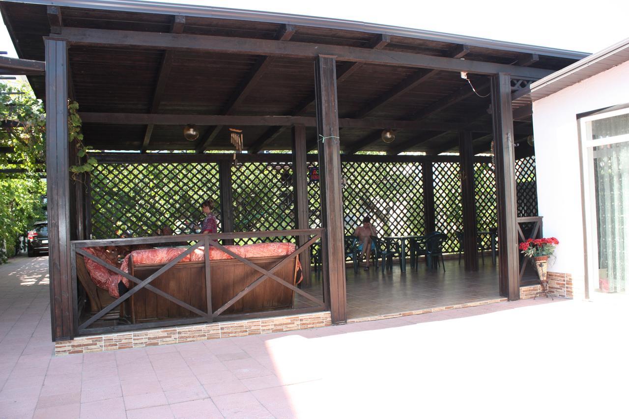 Akvitaniya Mini-Hotel ซาโตกา ภายนอก รูปภาพ