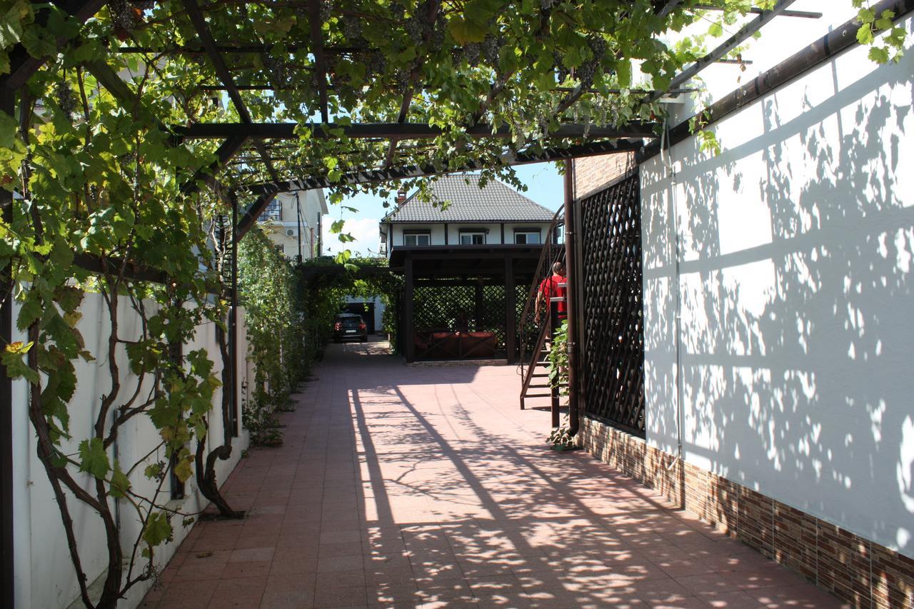 Akvitaniya Mini-Hotel ซาโตกา ภายนอก รูปภาพ