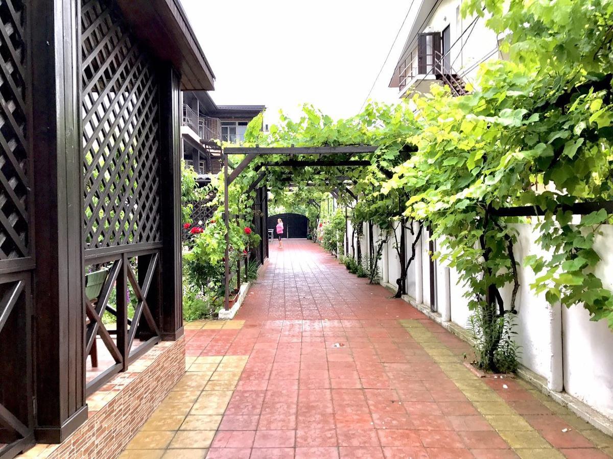 Akvitaniya Mini-Hotel ซาโตกา ภายนอก รูปภาพ