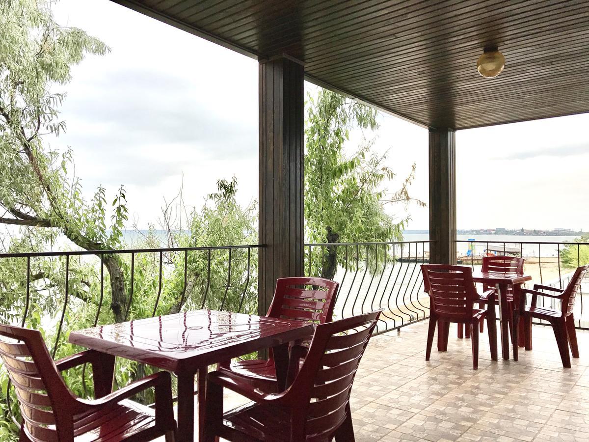 Akvitaniya Mini-Hotel ซาโตกา ภายนอก รูปภาพ